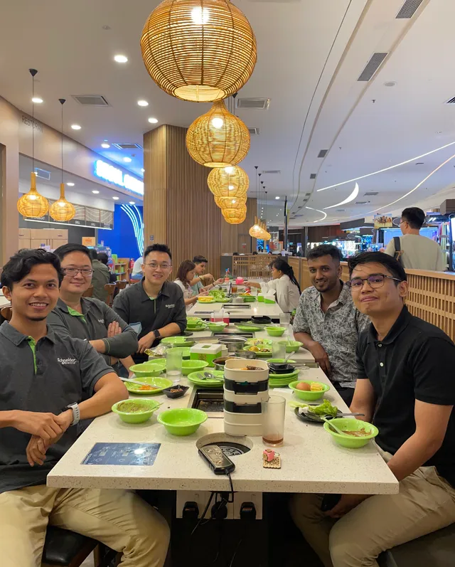 Field service collaboration